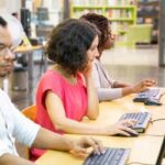 Computadores para Inclusão: estados e municípios receberam mais de mil laboratórios de informática em 2025