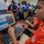 Internet chega a quase metade das escolas públicas do Acre