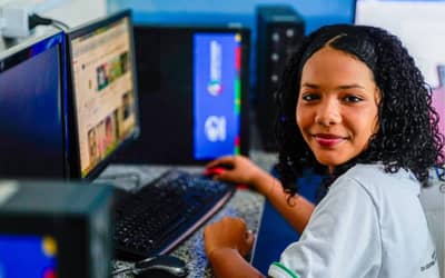 Programa Computadores para Inclusão doa mais de 60 máquinas para Santa Catarina em 2025