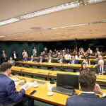 Frentes parlamentares lançam painel para acompanhar implementação da Reforma Tributária