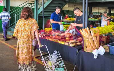 Fim da escala 6×1 em debate no Congresso acende alerta no setor produtivo; deputado da BA vê possibilidade de “meio-termo”