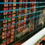 O Ibovespa Fecha o Último Pregão em 171.990 Pontos (Segunda-feira)