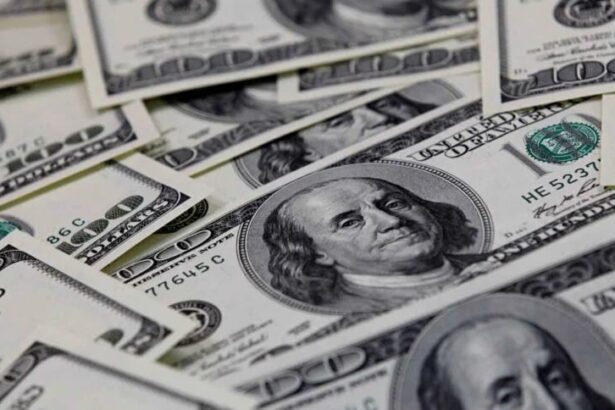 Dólar fecha em R$ 5,11 após recuo do petróleo e trégua entre EUA e Irã (27)