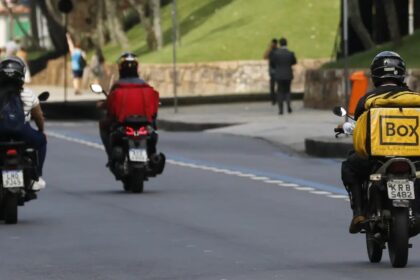 CAIXA Lança Programa Move Brasil para Entregadores de Motoapp e Mototaxistas