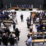 Candidaturas ao cargo de deputado federal caem 19,6% nas eleições de 2026