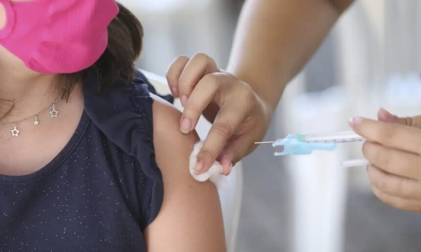 Dia D da Campanha de Multivacinação reúne 20 vacinas em todo o Brasil