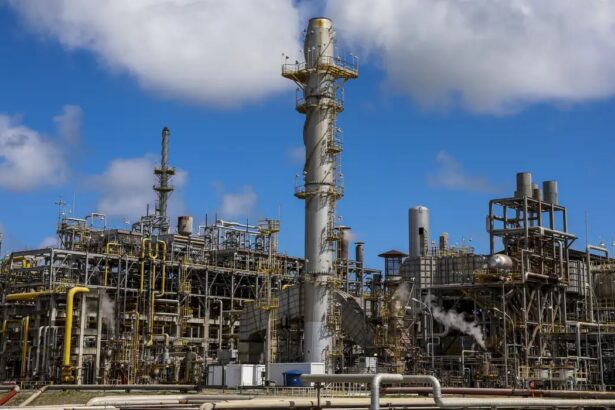 Indústria química brasileira mira diversificação de exportações diante de novas tarifas dos EUA