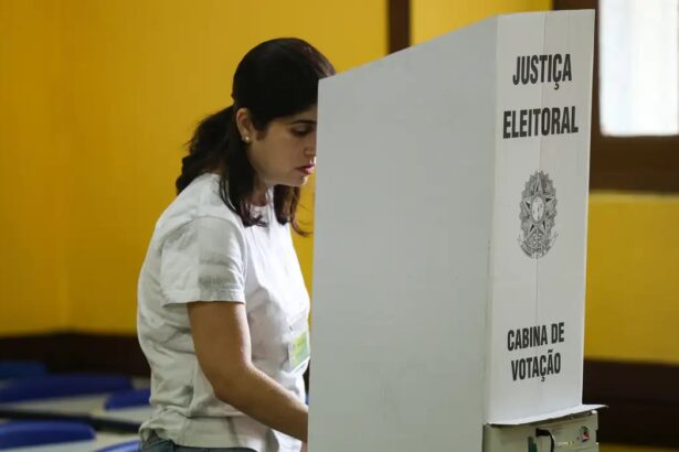 Justiça Eleitoral aprova orçamento de R$ 13,9 bilhões para 2027 (quinta-feira, 6)