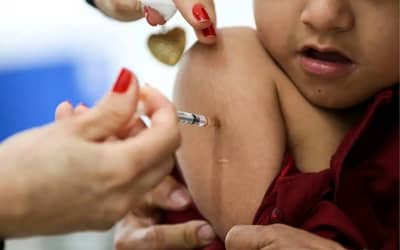 Multivacinação 2026 mobiliza municípios para atualizar caderneta de crianças e adolescentes