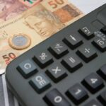 Pisos salariais nos municípios: se aprovadas, proposições podem impactar cofres em mais de R$ 100 bilhões por ano, diz CNM