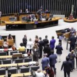“Taxa das blusinhas”: CACB pede que Congresso rejeite a isenção do imposto