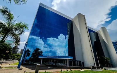 INSS e bancos fecham em dias de feriado: saiba quando e como proceder