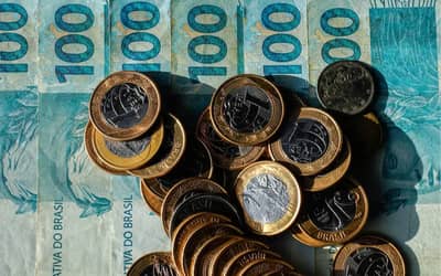 Governo federal pode ter que bloquear R$ 35,7 bilhões em 2027 para cumprir piso fiscal
