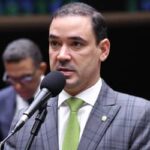 Vicentinho Júnior vence e assume governo do Tocantins (domingo (25))